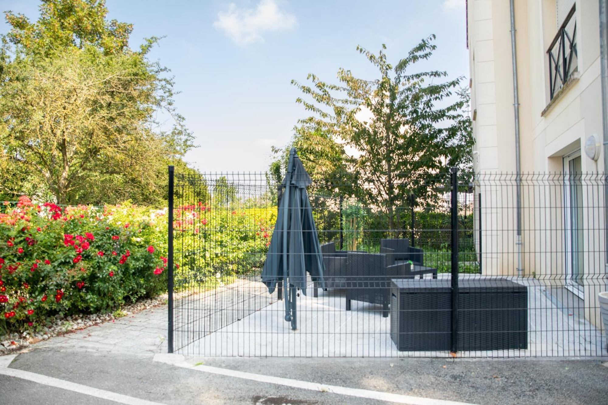 Djial - Proche De Cdg Et Du Parc Asterix Apartman Dammartin-en-Goele Kültér fotó